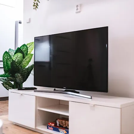 Swanky Retreat Апартаменты *